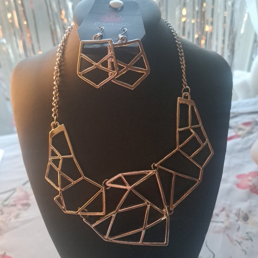 paparazzi Silver Geometric Openwork Necklace and Earrings Set